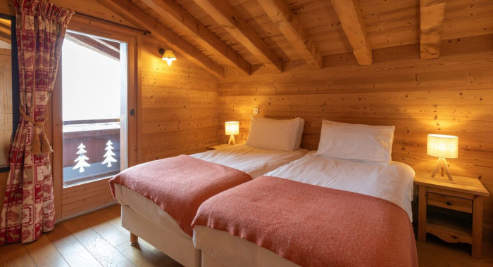 Chalet Le Bisolet, Courchevel 1650 ski chalet, image 3